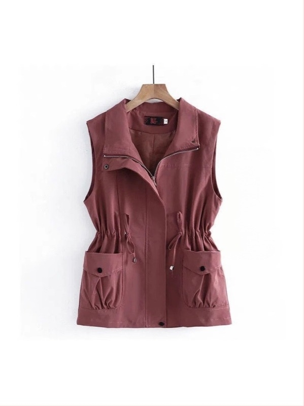 Női szabályos városi mellény magas derekú, elöl cipzárral, hossz 50–65 cm, anyagtartalom 70–80%