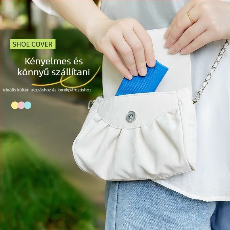 Latex anyagú esővédő cipőfedők (Anyaga: Latex; Egyszer használatos: Igen; Nyomtatott logó: Igen; Stílus: Minimalista)