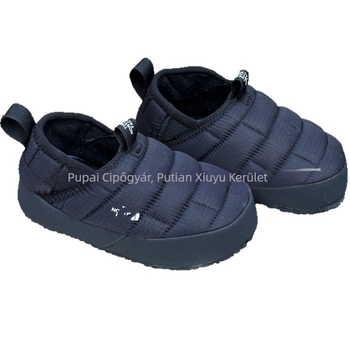 Téli uniszex slip-on cipő meleg pamut béléssel, velúr felsőrésszel, vastag bélés, csúszásmentes PVC talppal, koreai stílus, alacsony sarok