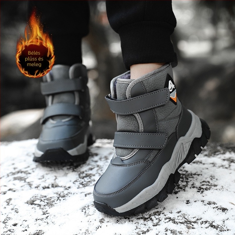 Fiúknak szánt boka csizma - fleece béléssel, magas szárú (Felső: szintetikus bőr; Talp: gumi; Tél; Kor: 4-16 év)