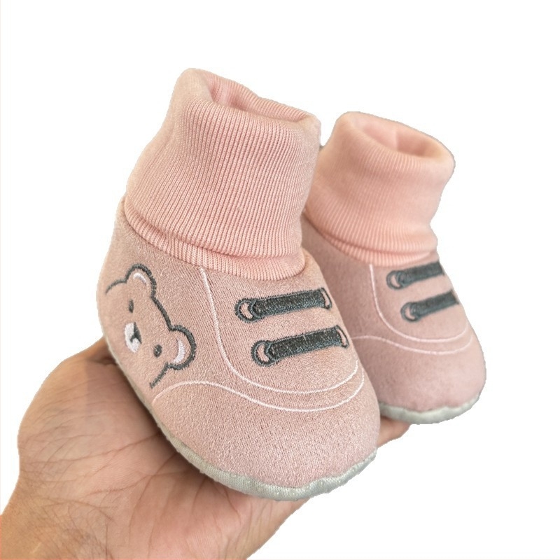Baba téli cipő velúr felsőrésszel, fleece bélés, EVA talp, csúszásmentes talp, magas cső