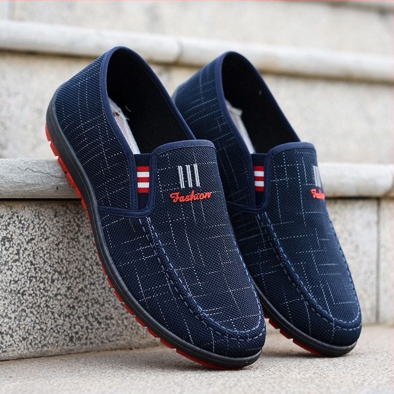 Férfi slip-on cipő pamut anyagból, kockás mintázat, gumitalp, alacsony sarok 1–3 cm