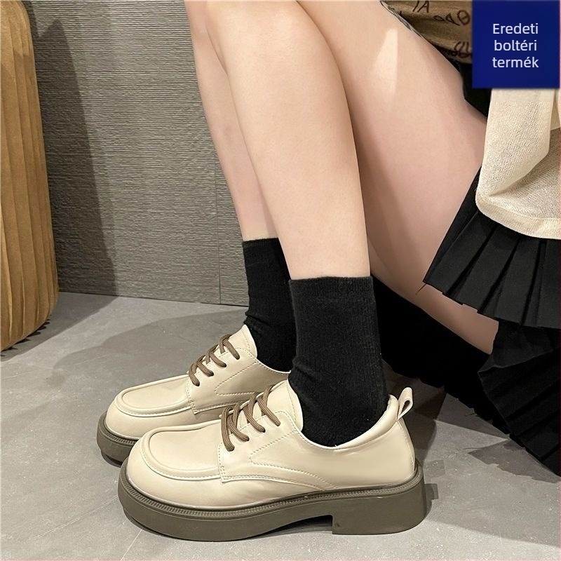 Női loaferek kerek orrúval, PU felső rész, gumitalp, alacsony sarok 1-3 cm, alacsony profil