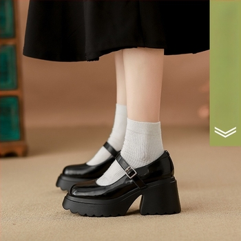 Mary Jane cipők nőknek, vastag sarok 6–8 cm, kerek orr, felső: borjúbőr, Velcro-zárás, PU talp