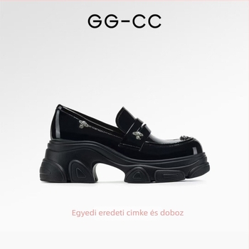 Bőr felsőrészű loafers, kerek orr, 6–8 cm vastag sarok, gumírozott talp