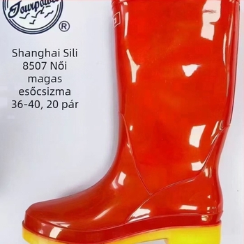 Női esőcsizma PVC felsőrésze, gumírozott talppal, középmagas szár, alacsony sarka 1–3 cm, vízálló és csúszásmentes