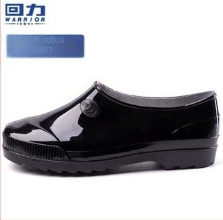 Back Force női PVC esőcsizmák csúszásmentes talppal, rövid szárú, alacsony sarok 1–3 cm, minden évszakra