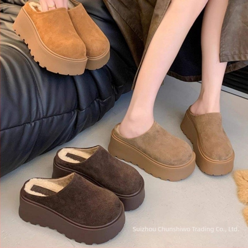 Női vastag talpú, zárt orrú kültéri papucs Birkenstock-stílusban, fleecével bélelt