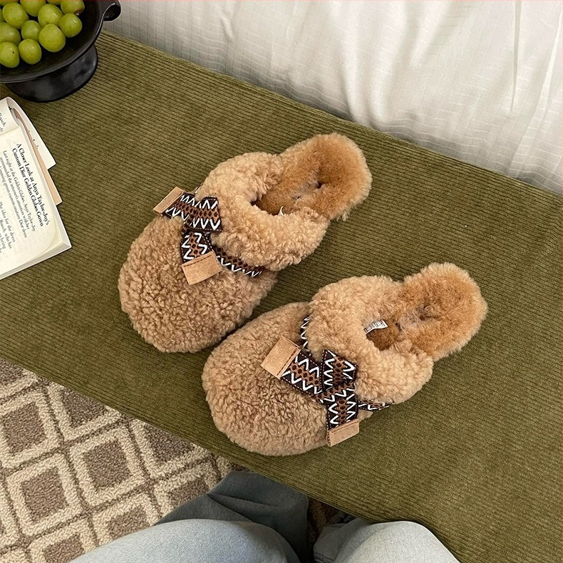 Női gyapjú papucs plüss felsőrésszel, belső szőrme bélés, gumi talp, slip-on, lapos talp, otthoni és kültéri használatra