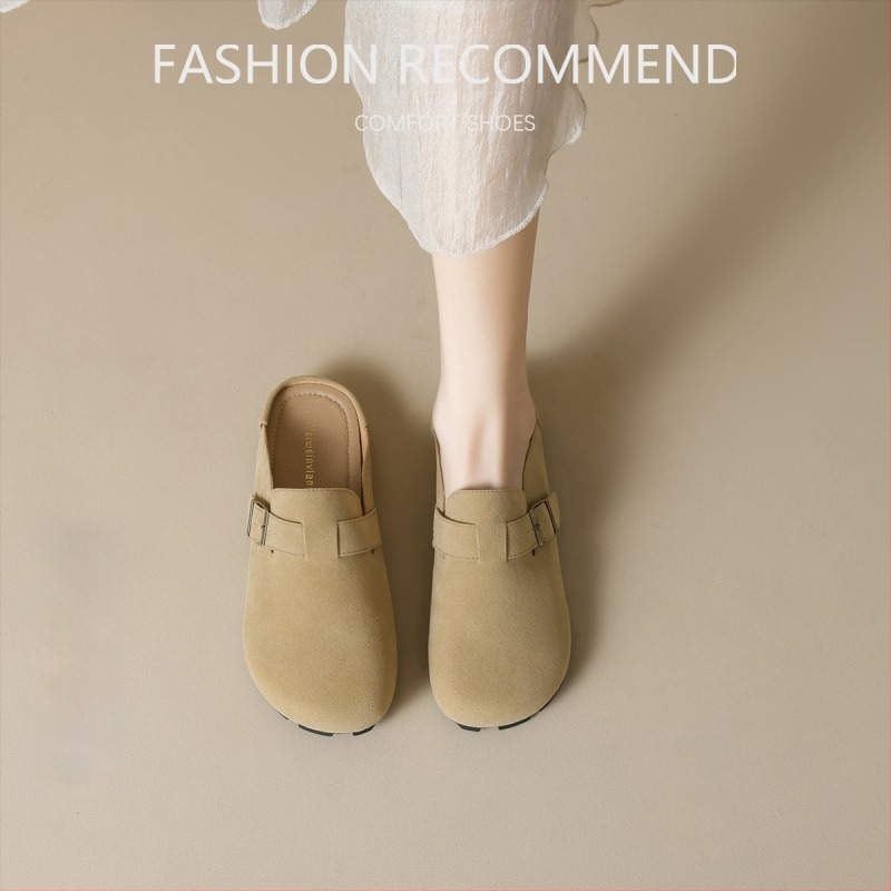 Vintage női slip-on cipő zárt orral, matt felső, gumírozott talp, belső Cortex, tavasz 2025 megjelenés