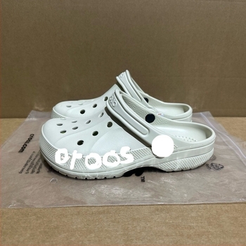 Uniszex Crocs-stílusú klumpák EVA felsőrésszel és EVA talppal, légies nyári viselet, injektált formájú konstrukció, 3 cm+ vastag talp