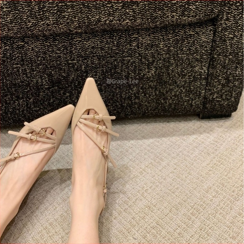 Női koreai stílusú sarkú cipő, hegyes orr, csat, sarokmagasság 3–6 cm