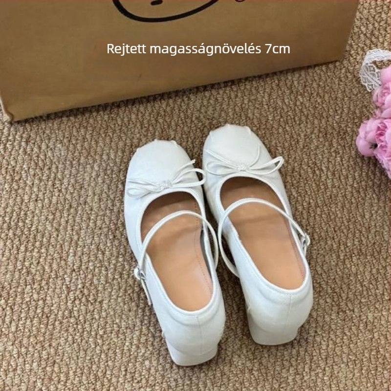 Mary Jane cipők csatos zárású, pigskin felsőrész, belső bőrtalp, vastag sarok 6-8 cm, 7 cm rejtett magasság-növelés