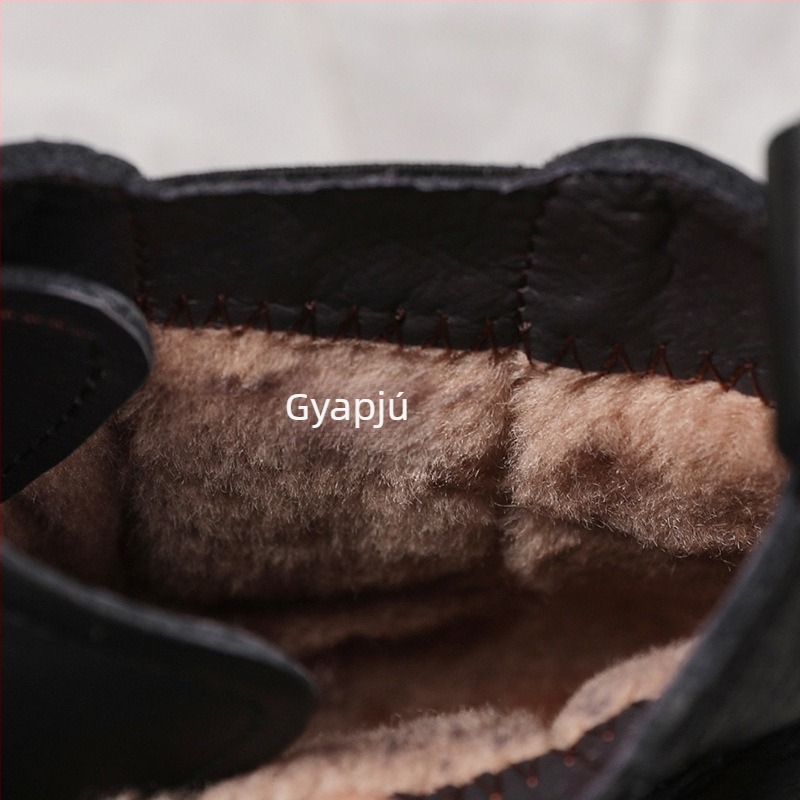 Martin csizmák valódi bőrből, gyapjú bélés és talpbetét, gumitalp, csúszásmentes, középmagas szár