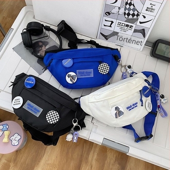 Japán stílusú keresztpántos táska, nylon anyagból, cipzár, belső ID rekesz, háromdimenziós külső dizájn, szabadidős utazásokhoz