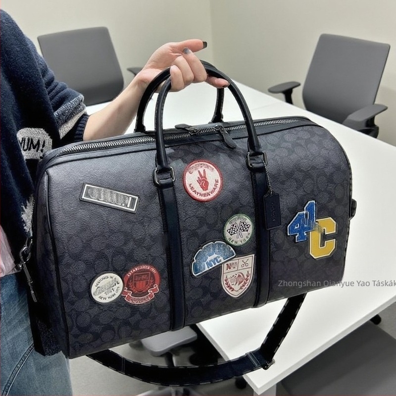 Utazótáska keresztpánttal - 20–35L kapacitás, valódi bőr első rétegéből, vízálló, poliészter bélés, Szabadidős utazási stílus