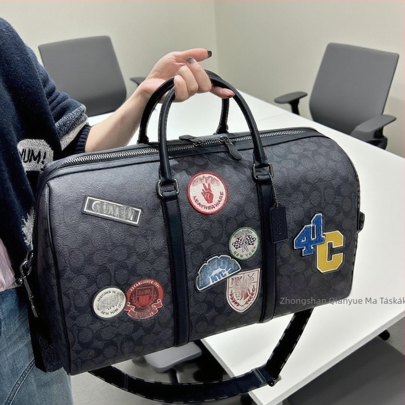 Utazótáska keresztpánttal - 20–35L kapacitás, valódi bőr első rétegéből, vízálló, poliészter bélés, Szabadidős utazási stílus