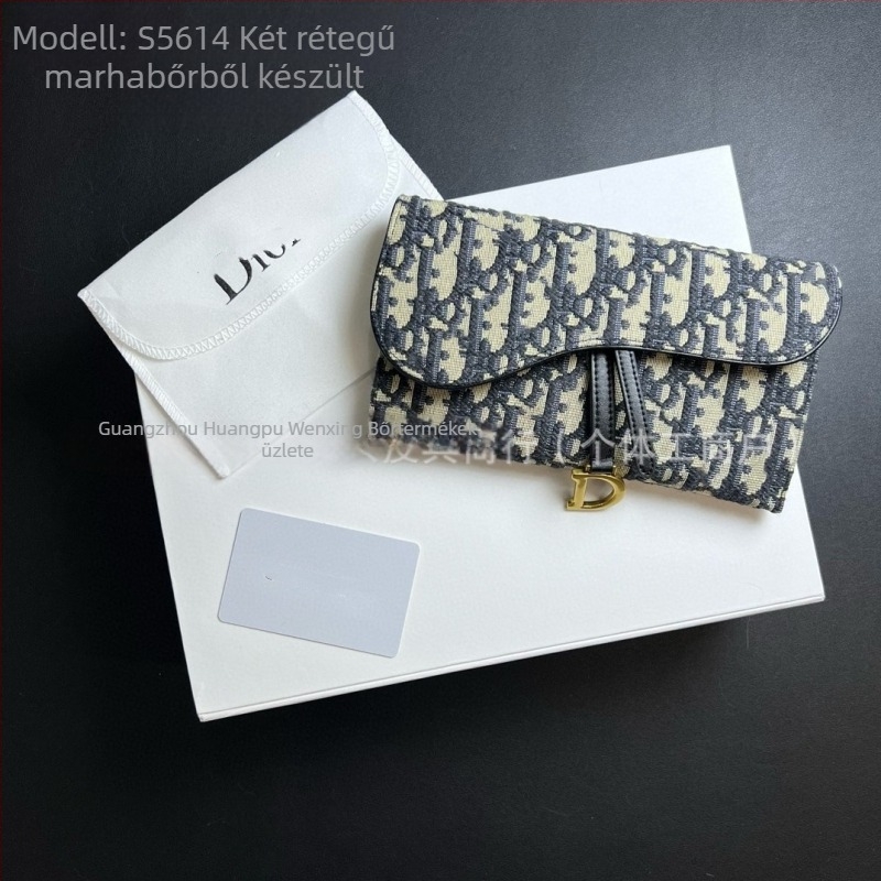Valódi bőr láncos pénztárca – monogram mintázat, két az egyben clutch, utcai stílus, 2025 tavasz.