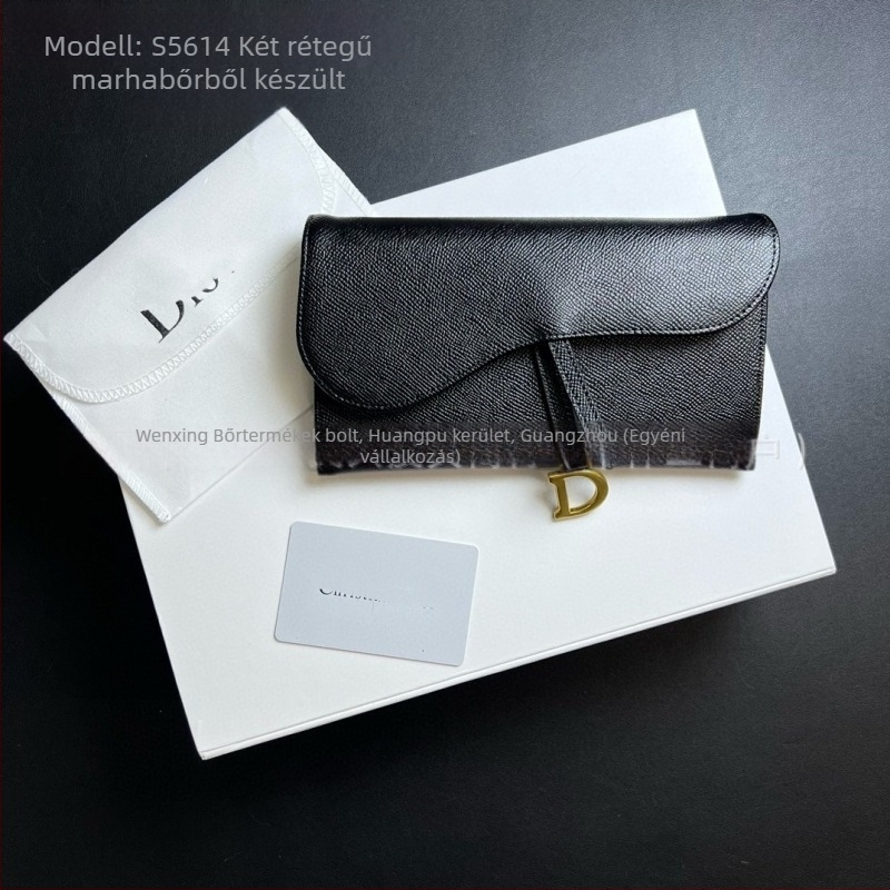 Valódi bőr láncos pénztárca – monogram mintázat, két az egyben clutch, utcai stílus, 2025 tavasz.
