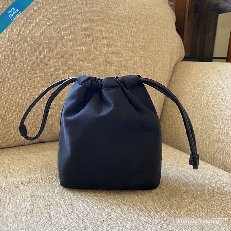 Kozmetikai táska, PU anyag, belső nylon bélés, otthoni tároláshoz, stílus érett nő