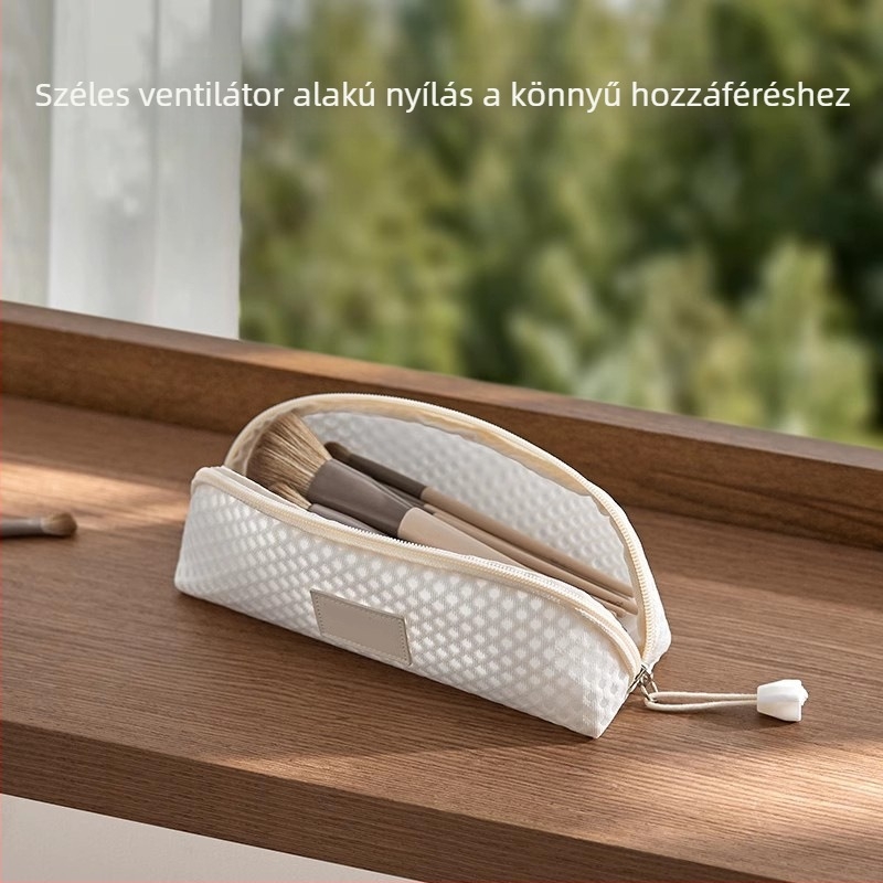 Sminkecset táska – friss és édes stílus; Anyag: poliészter; Belső: poliészter; Mintázat: egyszínű; Funkció: ultra könnyű