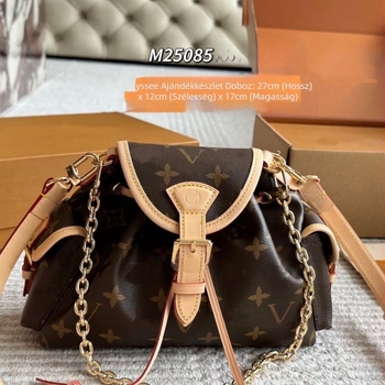 Női crossbody táska — kifinomult, érett stílus; Anyag: valódi bőr; Belső bélés: poliészter; Forma: konvex; Zár: záró mechanizmus; Belső rekesz: telefontok