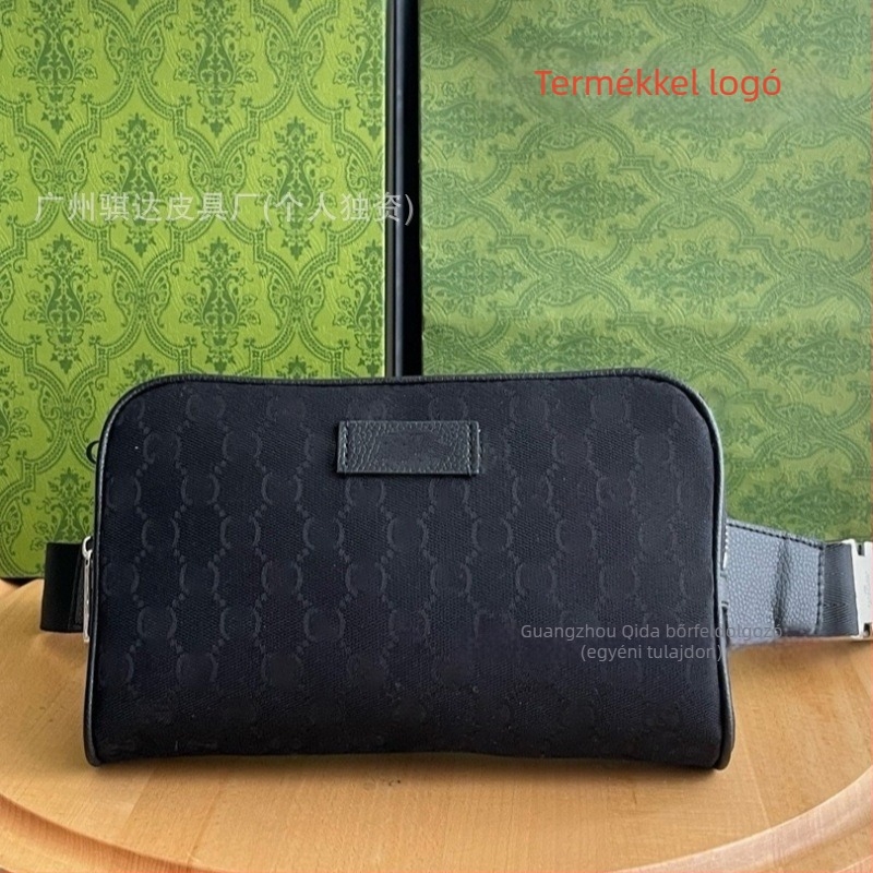 Női crossbody táska valódi bőrből, belső vászon bélés, cipzáras zárás, belső ID zseb, belső elválasztó, utcai stílus