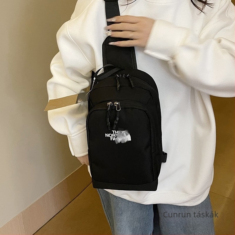 Chest bag – vízálló nylon, nagy kapacitás, cipzárral záródó, belső cipzáras zseb, utcai stílus