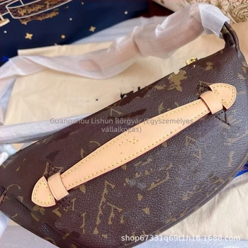 Valódi bőr bumbag cipzárral, növényi kezeléssel kezelt bőr, poliészter belső, telefontartó zseb, belső patch zseb – 2024 tavasza