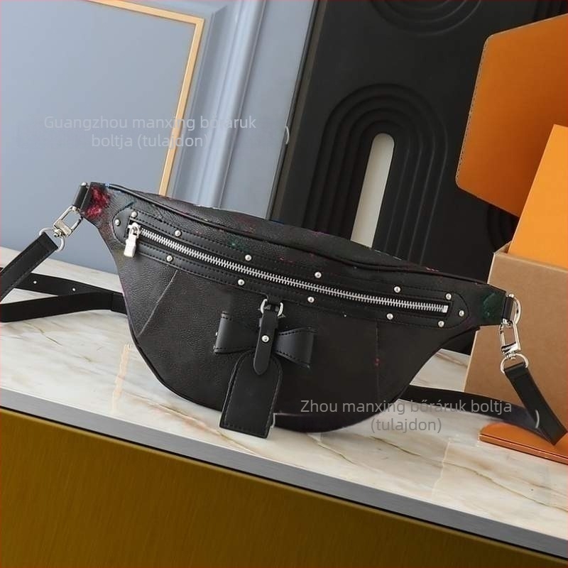 Valódi bőrből készült crossbody táska utcai divat stílusban, vászon belső, cipzáras zárás, fedeles táska
