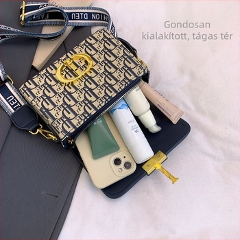 Női hímzett crossbody táska, négyszögletes formájú, PU anyag, zárható nyitás, telefonzseb, poliészter belső