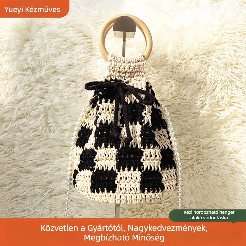 Szövött vödörtáska fa fogantyúval, pamut-len anyag, húzózsinóros nyitás, belső dokumentumzseb, egyenes vállpánt