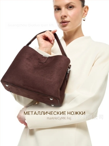 XH velúr crossbody bucket táska nőknek, függőleges négyzet alakú, cipzáras nyitás, dupla vállpánt, belső zsebek cipzárral: zseb telefon és zseb dokumentumok – 2025 téli