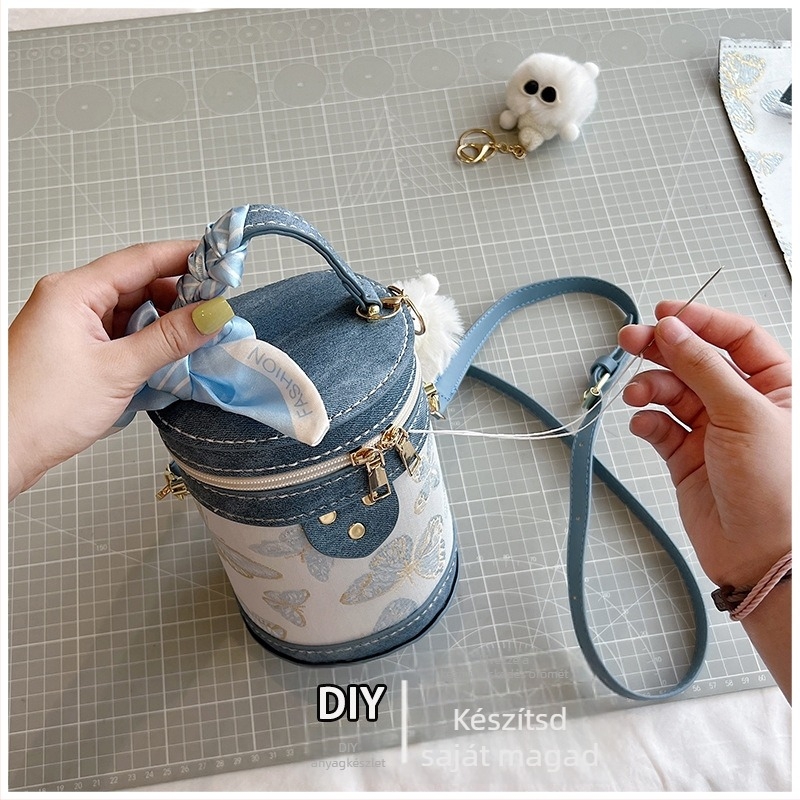 DIY PU táska henger alakú, cipzáras nyitás, belső zseb a telefon számára, párnázás nélkül, egy vállpánt