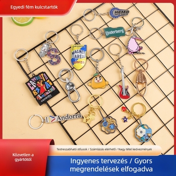 Fém kulcstartó, személyre szabott festéssel, különleges formájú rajzfilmszerű dizájn, modern művészeti stílus