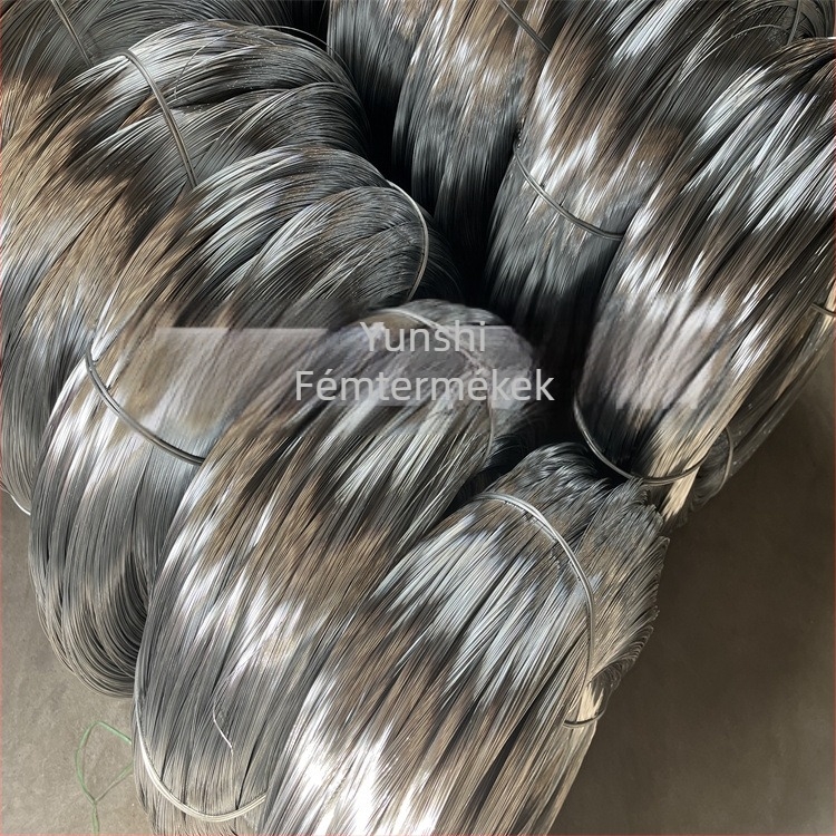 Fényes galvanizált vasdrót jégvödör és vízvödör hordozógyűrűhöz; Anyag: Q195; Keresztmetszet: Kör; Hossz: 100; Szakítószilárdság: 450-500