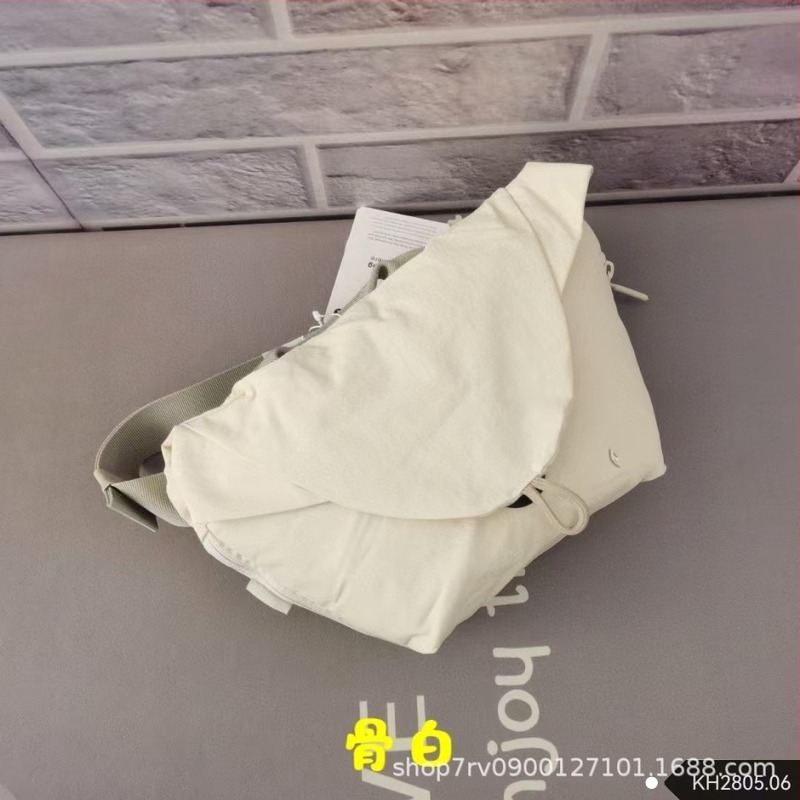 Crossbody sporttáska, uniszex, nylon anyag, kültéri sportokhoz, városi minimalist stílus (bélés: nylon)