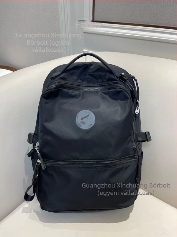 Nylon hátizsák, uniszex, 22L kapacitás, vízálló, 15 hüvelykes laptophoz illeszkedik, görbült vállpántok