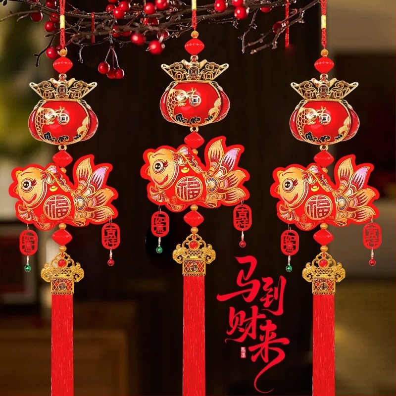 Év a Ló függő dísze kis harangokkal — szövet, kézi + gépi kivitelezés, szerencsés csomó, félig kézi és félig gépi készítés, OPP zacskó