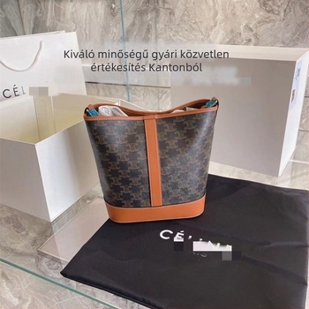 Valódi bőr női táska vintage virágmintával Arc de Triomphe, bucket bag nyitott felsővel, közepes méret, bélés vászon, zsebek telefonra és azonosító számára, egyetlen vállpánt