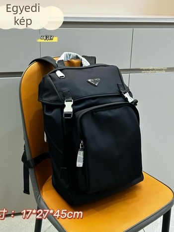 Nylon vízálló laptop hátizsák, nagy kapacitású 20–35L, laptop tárhely, vállpántok léghűtő párnával, felső bőrhéj részletek
