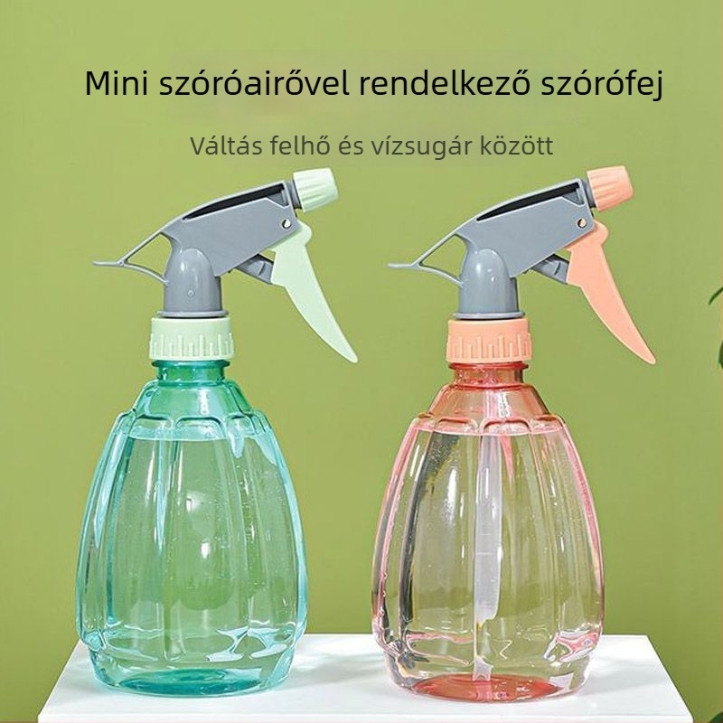 Műanyag öntöző kanna permetező fejjel otthoni kertészkedéshez