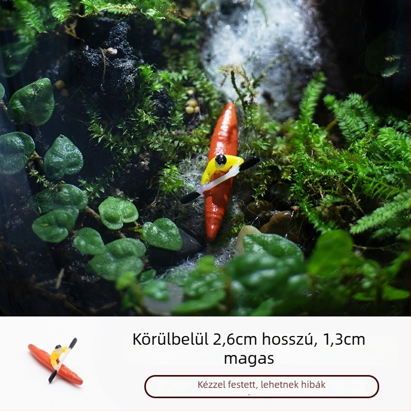 Gyanta kajak figurka – moha mikrotáj dekorációval, modern minimalista stílusú miniatűra (kód 020)