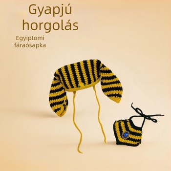Halloween-kedvencek sapka és bavéta szett, ősi egyiptomi fáraó motívummal, gyapjúból kötve