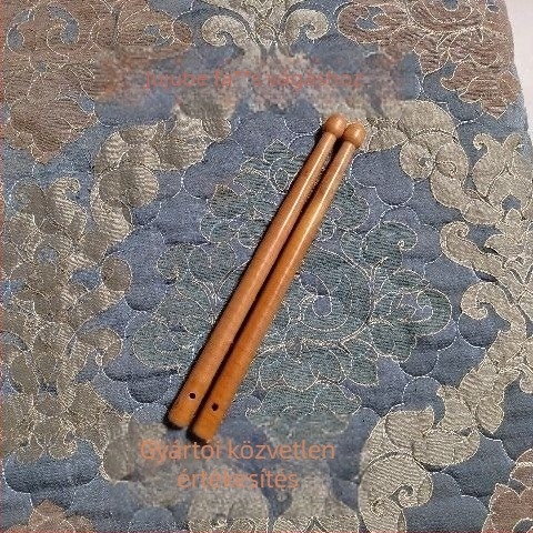 Derék dobhoz tartozó ütőpálcák, pár – jujube fa (jujube wood), modell 2, ezüstös felület, arany bevonat, 2 darab csomag