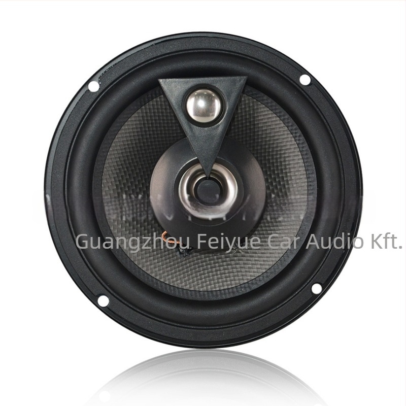 GTO603 autóipari koaxiális hangszóró, univerzális illesztés, 4 Ω, 20 W, frekvenciatartomány 35 Hz–40 kHz, érzékenység 92 dB