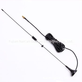 UT-106UV kettős fokozatú autóantenna Baofeng BF-UV5R / UV82 számára, frekvenciatartomány 134–174/400–470 MHz, modell UT-106UV