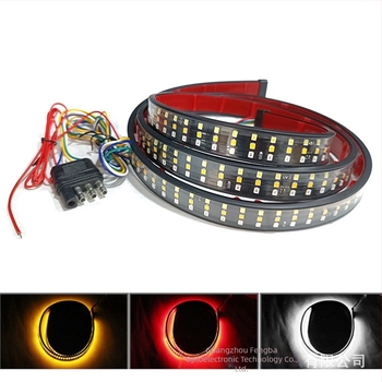 1,5 m hosszú LED hátsó világítási csík pickuphoz, dinamikus fényhatással és féklámpával