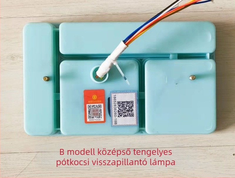 LED hátsó lámpa trailerhez és teherautóhoz – modell B alsó konzolos lámpa, 7,2 W, 24 V, fényáram 2200 lm