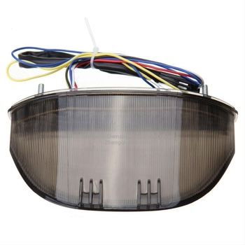 Motorkerékpár hátsó lámpa, modell WDS, 12V, ABS ház és PC lencse, kompatibil Honda CBR1000 04-07
